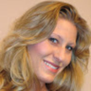 Meet your Posher, Adrienne